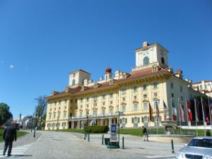 castle_Esterhazy.jpg