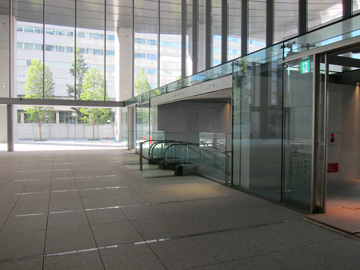 iinohall_0329.jpg